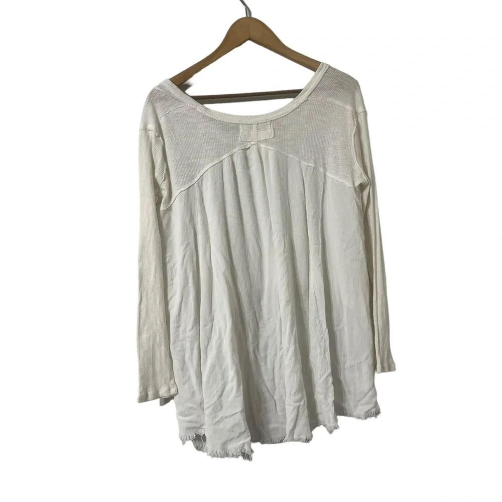 FREE PEOPLE High Low Raw Hem Ribbed Long Sleeve Top Shirt - Picture 4 of 4